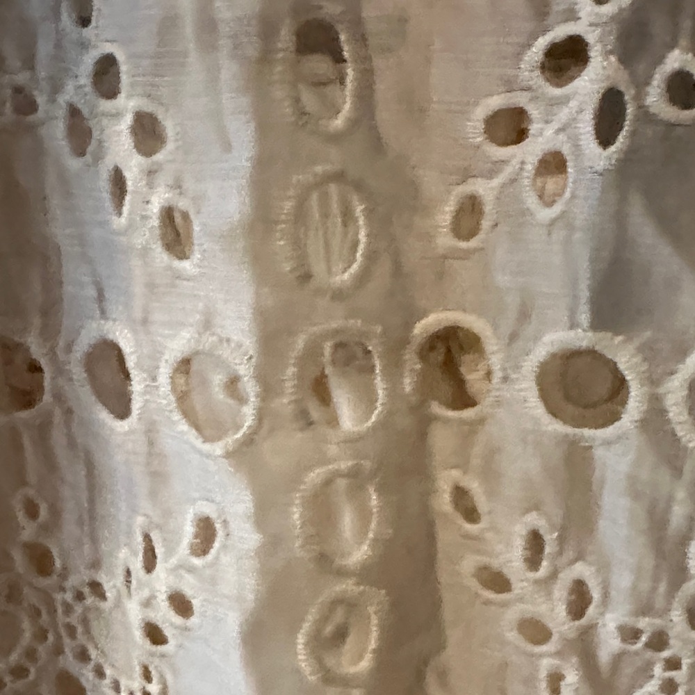 Eyelet Lace Cream Women's Shorts by APLACE - Picture 4 of 13